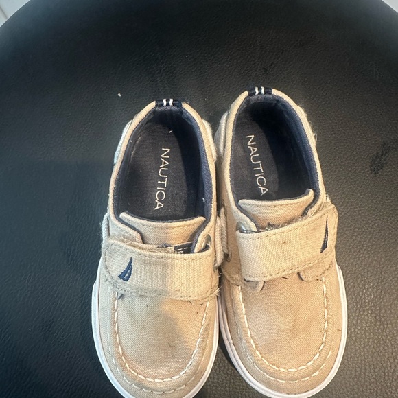 Nautica Kids Tan Sneakers - Picture 4 of 6
